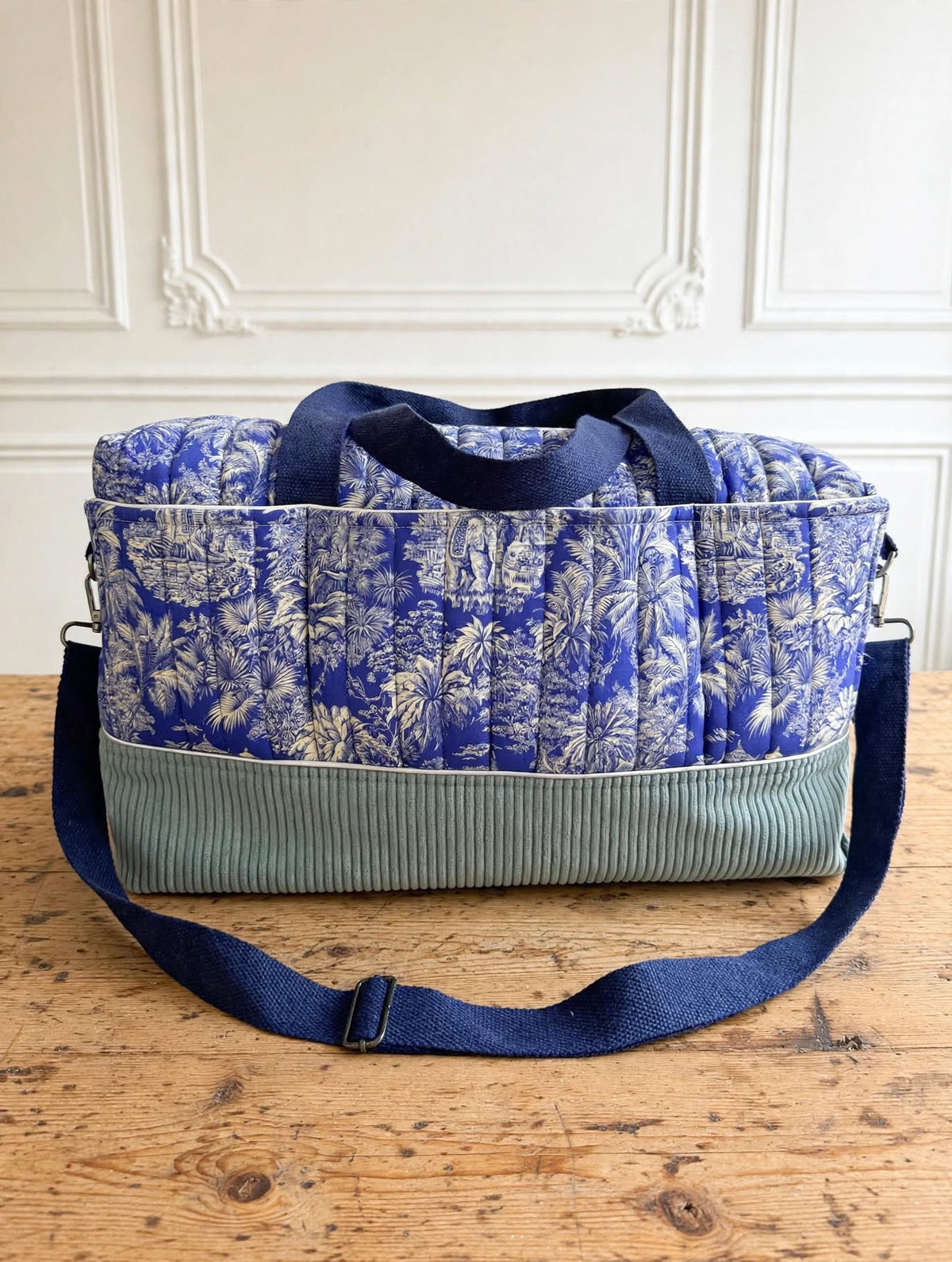Sac à langer / sac week-end – Toile de Jouy bleu indigo