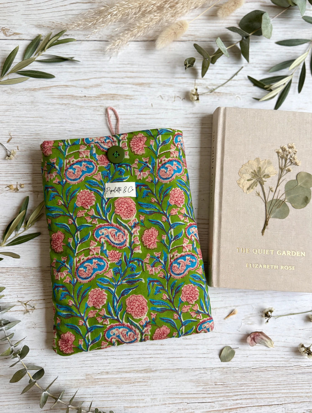Pochette à livre format poche  – tissu indien block print fleuri vert