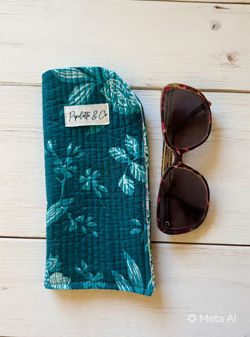 étui à lunette block print vert et fleuri