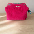 Trousse de toilette – Velours côtelé fuchsia – coton indien