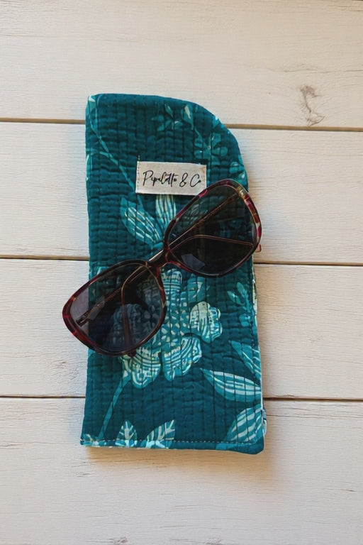 étui à lunette block print vert et fleuri